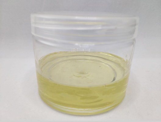 Transparent Light Yellow Liquid Ethyl Oleate CAS 111-62-6 With High Purity